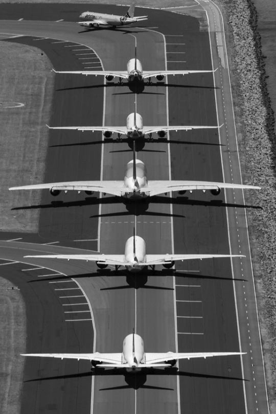 runway-plane-airport